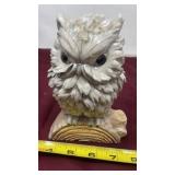 Sign owl figurine 1979, has a few chips on top