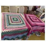 To crochet throw blankets