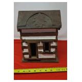 Log Cabin Bird House with Metal Roof