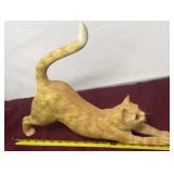 Cat stretching by ENESCO