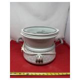 Hamilton beach crock pot with 3 bowls
