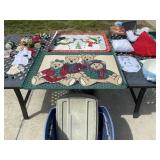 Tote with lid and all Christmas decor