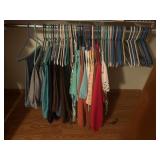 4x pants and 2xl shirts womens