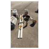 Wasp spray planter outdoor decor herbicide mesh