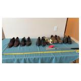 Mens shoes-10-11 , shoe horn