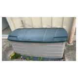 Rubbermaid patio furniture container, 4 foot