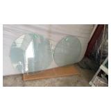 Round glass 24 inches in diameter