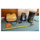 Electric skillet, Black & Decker, toaster, and
