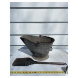 Reeves bucket with shovel.
