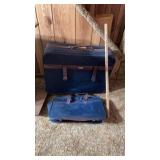 Two piece luggage set with yardstick rolling