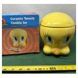 Looney Tunes Tweetie Cookie Jar