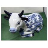 Blue Willow Patterned Reclining Cow Cookie Jar or