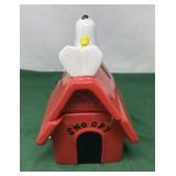 Peanuts Classic Snoopy Doghouse Cookie Jar