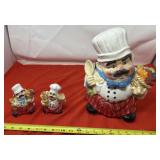 Vintage Ceramic Cookie Jar. Features a smiling