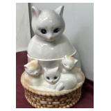 Vintage Mitger Cat and Kittens in a Basket Cookie