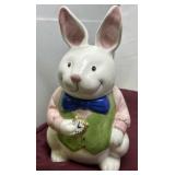 Vintage Ceramic Cookie Jar Featuring the White