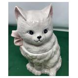 Ceramic Cat Cookie Jar Has Chip On Ear