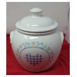 Vintage Treasure Craft "Auntie Em" Cookie Jar.