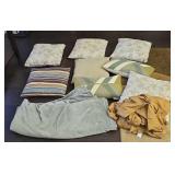 Pillows & Blankets