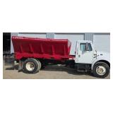 International 4900 DT 466. 336,035 Miles