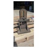 Adjustable tail stock for metal lathe