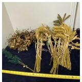 New Ram Imports Dryer Millet Grass, Wreath and