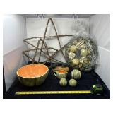 Melon Dishes With Melon Wreath and Woven Stars