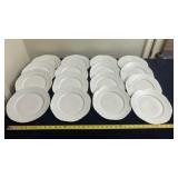 White Porcelain Plates Embossed Scalloped Edge