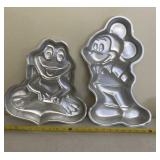 Wilton 1979 Kermit Cake Pan 13 X 14 & 1978 Mickey