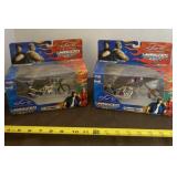 American Chopper 1:18 Scale Old School and Custom