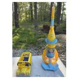 Baby Shark Vacuum and Little School Bus