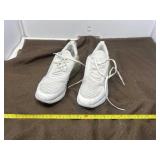 Size 6Y Nike Shoes