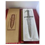 19" Fantasy Dagger Replica New in Box