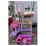 Barbie Play House with Play Truck