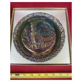 Fenton Christmas in America 1980 Collector Plate