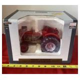 Massey Ferguson Collector Tractor 1:16 Scale