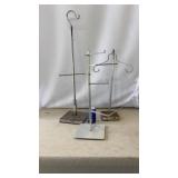 Retail commercial handbag display stands