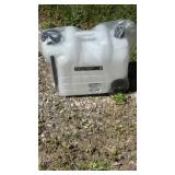 Water Container Water Barrel with Wheels 28L