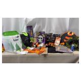 Tote w/ lid of Halloween Decor, Clothing, Witches
