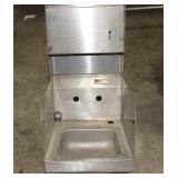 Single Bay Sink w/Towel Dispenser 12in/25in/16in