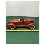 Metal Classic Car Replica.