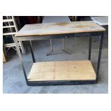 Boltless workbench with a top and bottom shelf