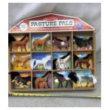 MELISSA & DOUG PASTURE PALS PLASTIC MODEL FIGURES