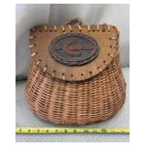 Vtg woven wicker fishing creel basket
