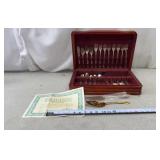 Rogers Bros. Americaï¿½s Finest Silverplate ,