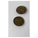 WWll U.S. Army enlisted collar discs C and Rifles