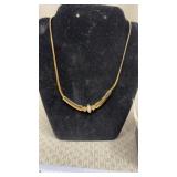 1995 Avon "Fire Opalesque Splendor" gold-tone