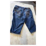 Silver McKenzie Crop Jeans Size 18