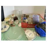 Glass Vases, Mugs, Picture Frame, Collapsible