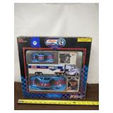 1992 Richard Petty Collectors Set.